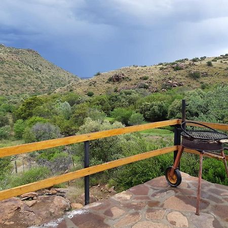 Vrede Fountain House Farm Stay Graaff-Reinet Kültér fotó